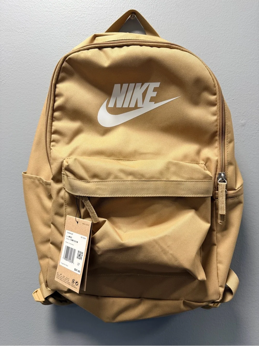 NWT Nike Heritage Backpack Parachute Beige White Logo DC4244-297